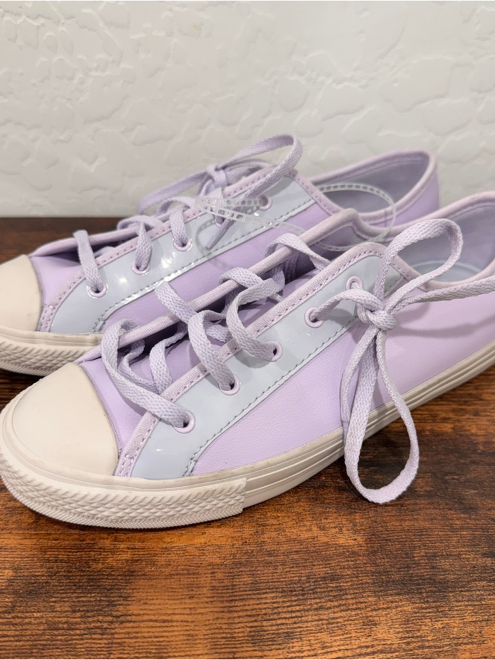 NWT Converse All Star Purple White Low Top Sneakers Women’s 6.5 Casual